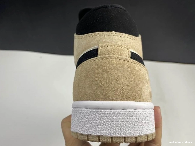 Rep Air 1 BQ6472 'Barely Jordan -800 Orange' Mid 0603
